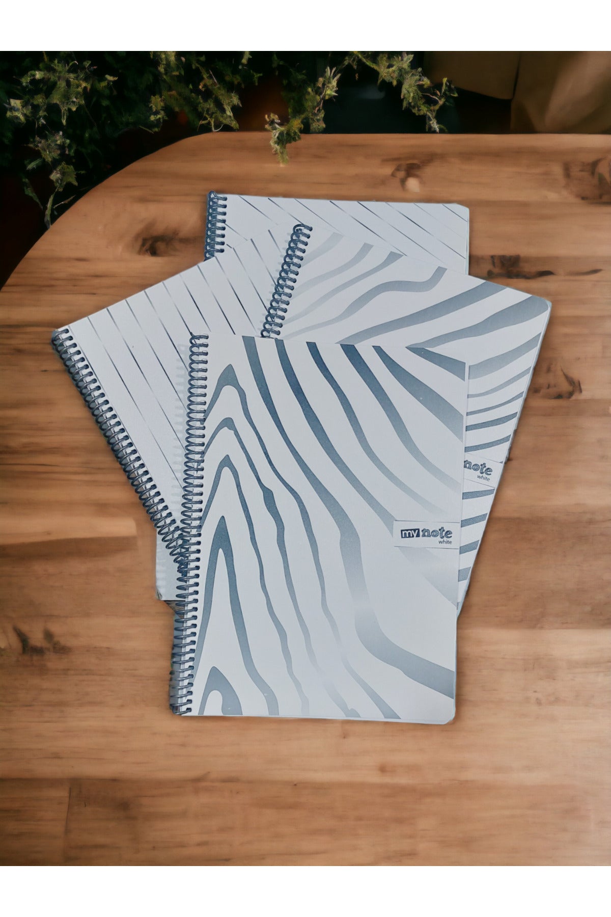 1 ADET A4 80 Yaprak kareli TELLİ DEFTER BEYAZ RENK Plastik Kapak BEYAZ Renk Kağıt