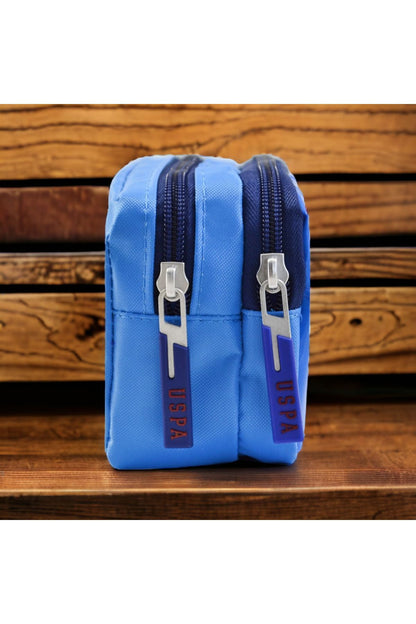 ÇİFT BÖLMELİ GENİŞ İÇ HACİMLİ KALİTELİ KUMAŞ KALEM KUTUSU ÜRÜN US POLO ASSN