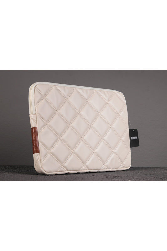 Laptop Çantası / Kılıfı Kapitone Tarzı Suni Deri Iç Ölçüleri: 24.5 X 34.5 Cm Krem Beyaz