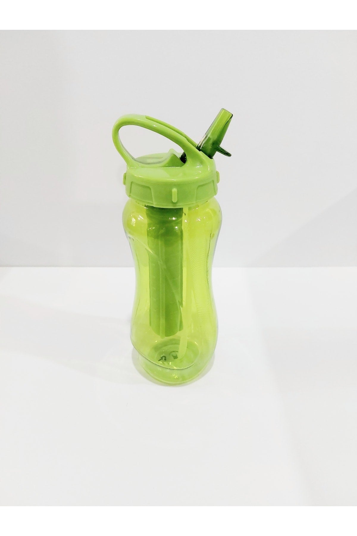 Tritan Matara Suluk 600 Ml Koku Yapmaz Soğutucu-ısıtıcı Takma Aparatlı