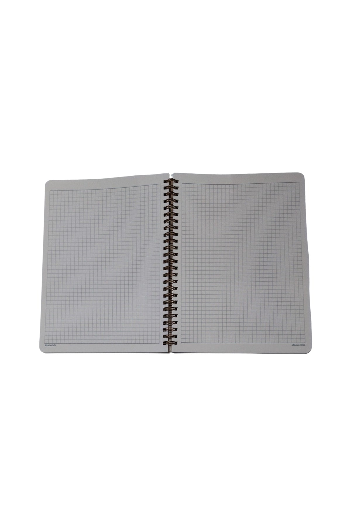 16,5x22,5 Cm 100 Yaprak Kareli Telli Atatürk Sert Karton Kapak Defter 70 Gr Krem Renk Kağıt