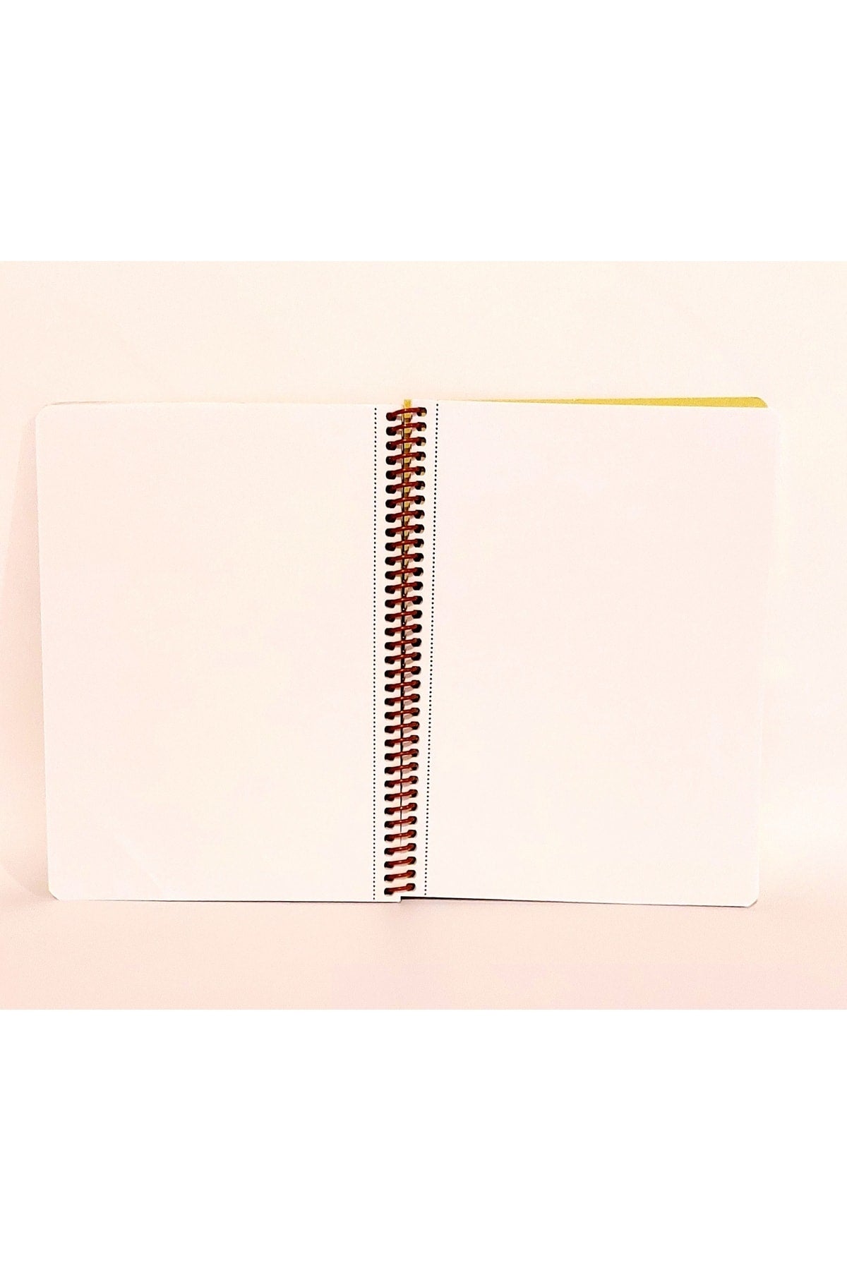 80 Sayfa Çizgisiz Telli Defter Kahve Temalı 16x22 Cm 60 Gr Beyaz Kağıt