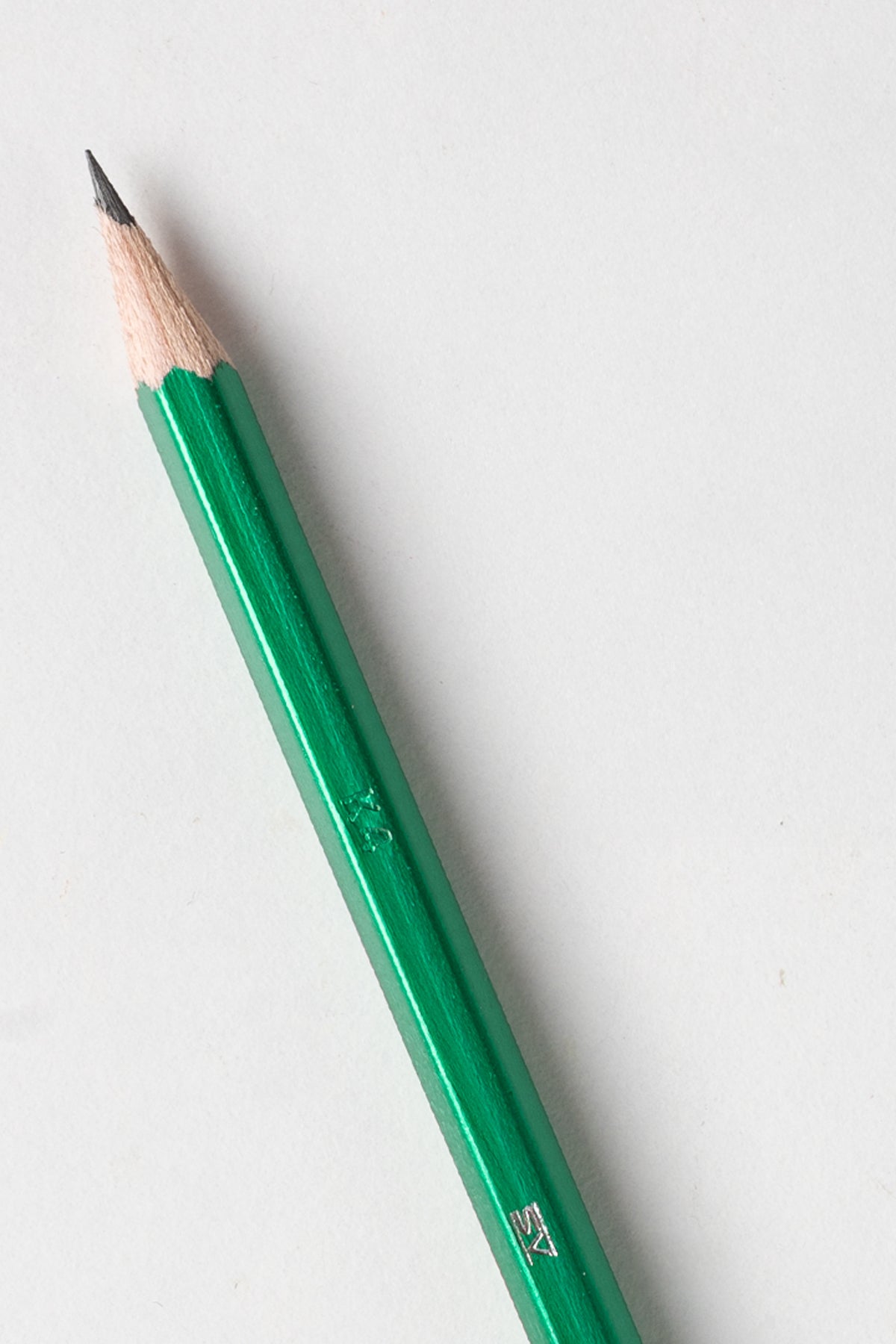 Köşeli Mercanlı Kurşun Kalem 12li HB, Kırılmaya Dayanıklı Uç, Kolay Açılır, (Karma Renk 1 Düzine)